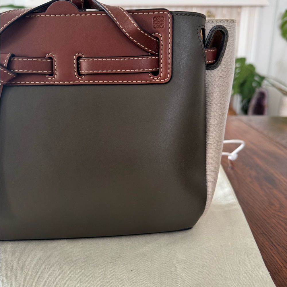 Calfskin Linen Mini Lazo Tote Khaki Green - Picture 6 of 12